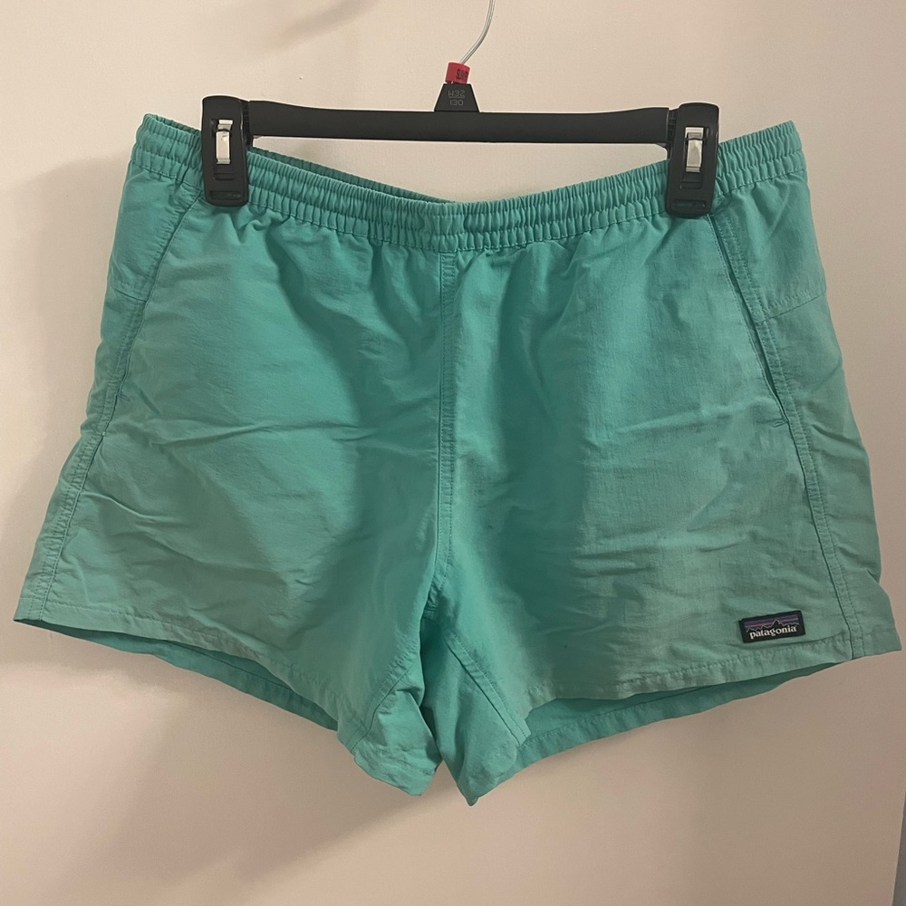 Patagonia baggies 5”